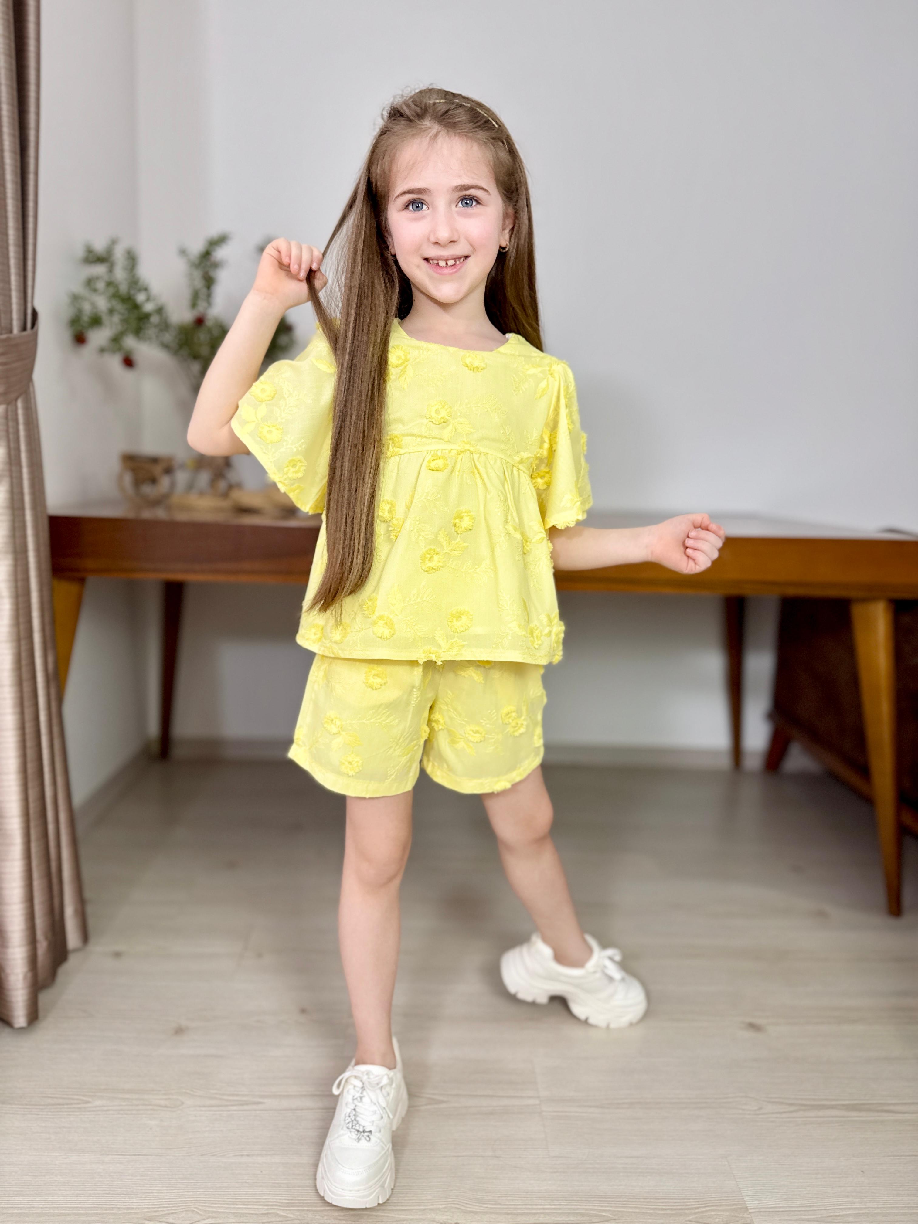 SARI FİSTO TAKIM