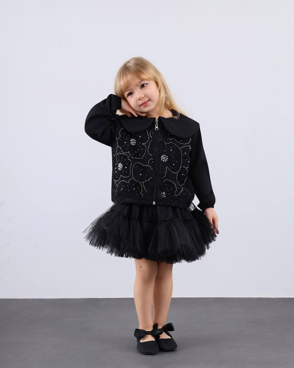 siyah incili tütü etekli takım