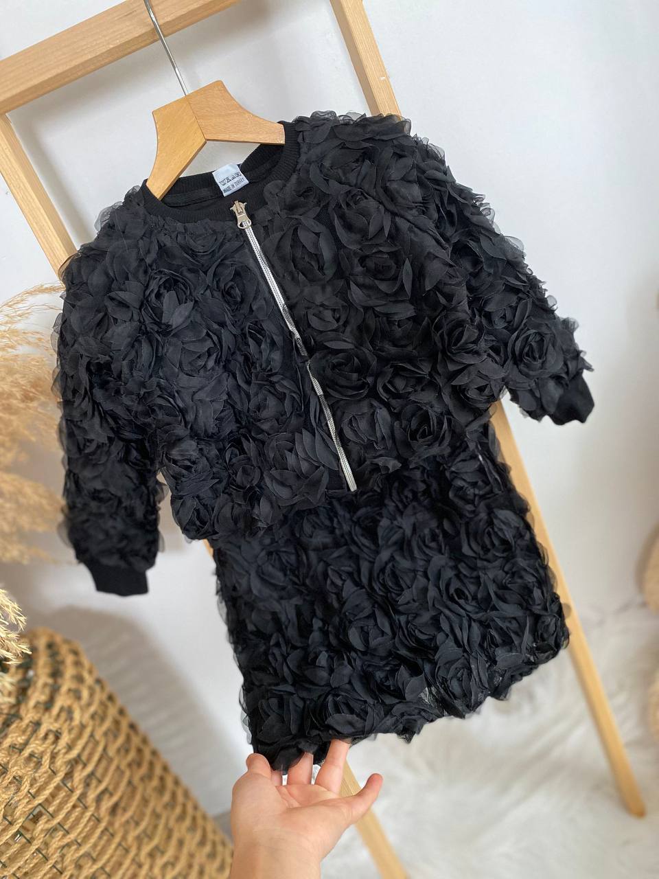 GÜLLÜ ETEK CEKET TAKIM